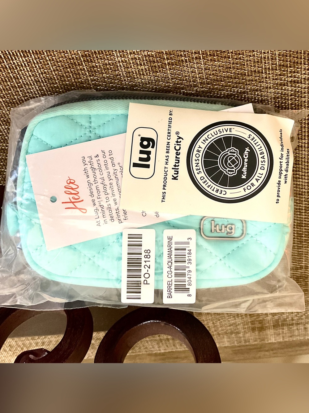 Lug Barrel CloudGo Zip Wallet. Aquamarine. NWT - Picture 6 of 8